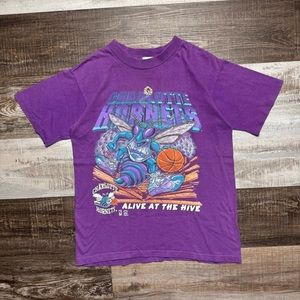 Vintage 90s NBA Charlotte Hornets Alive at the Hive Shirt Kids 14-16 Adult Small